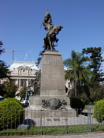 Salta-Apr-03-Ron-102