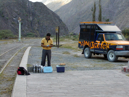 Salta-Apr-03-Ron-108