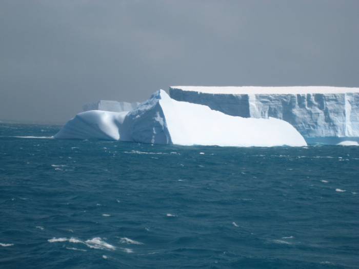 ron-antartica-2008-07-05