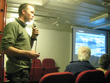 2008-Dec-Antarctica-Ron-03-021