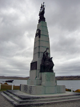 2008-Dec-Malvinas-PortStanley-Pete-17