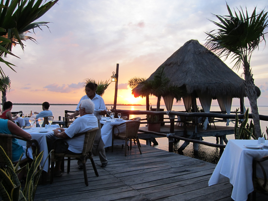 Cancun-2010-Our28thAnniversaryDinner-04