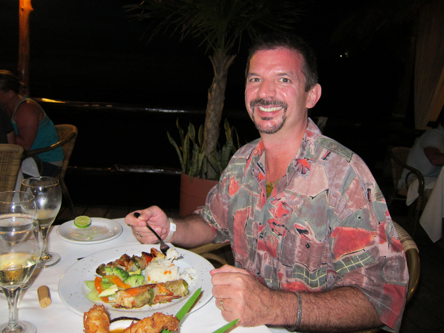 Cancun-2010-Our28thAnniversaryDinner-06