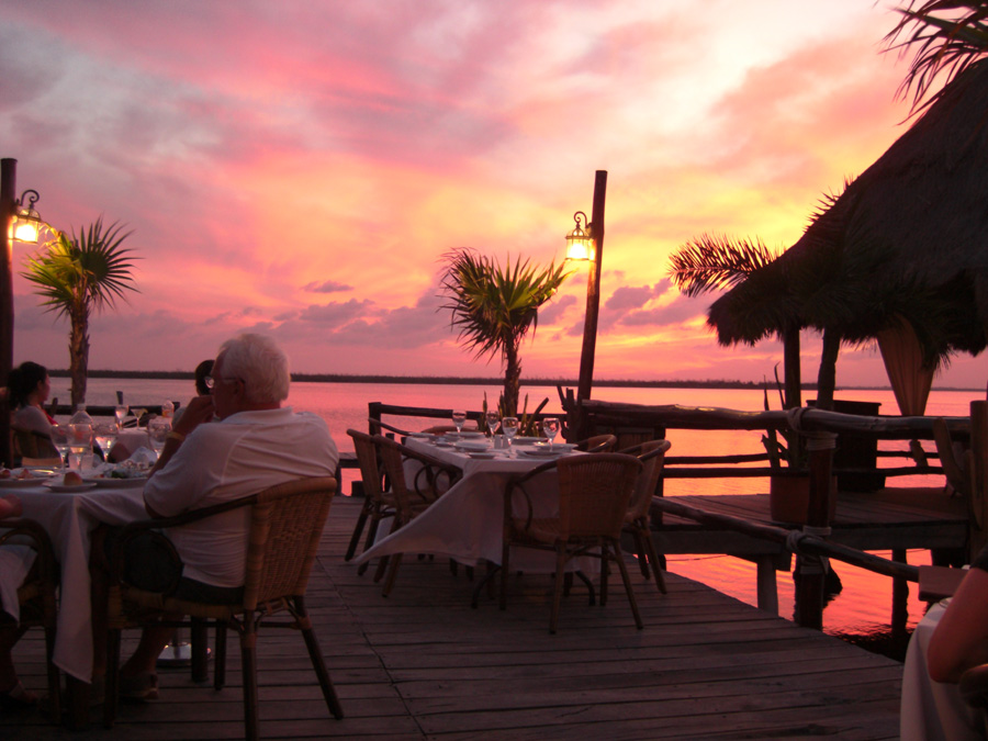 Cancun-2010-Our28thAnniversaryDinner-08