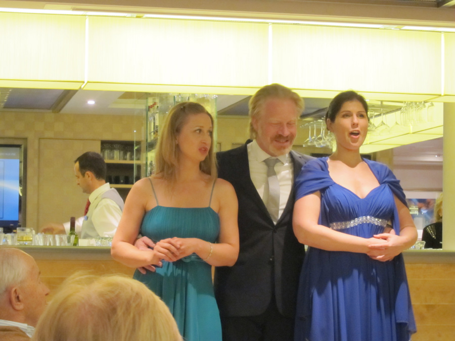 Amsterdam-Budapest-2013-chptr08-13