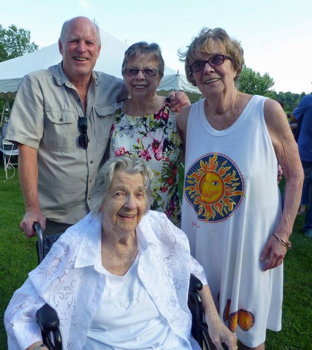 Moms-90thBday-June-2018-060