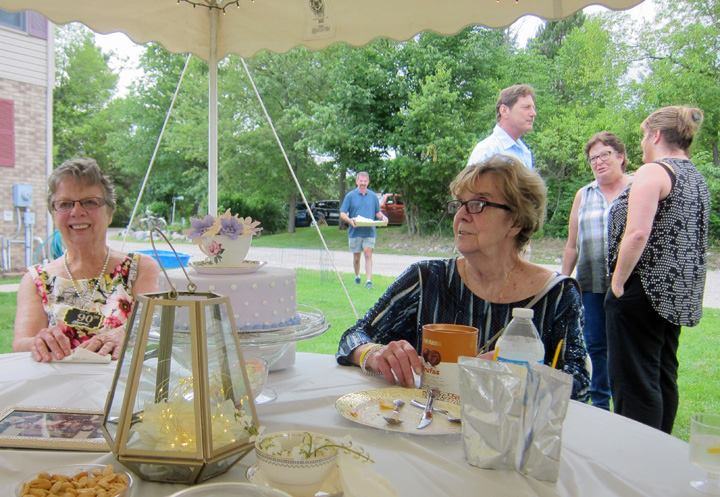 Moms-90thBday-June-2018-072